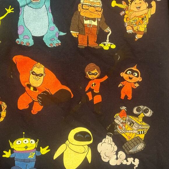 DISNEY PIXAR All Characters Colorful-BLACK Tee Shirt Medium EUC - Picture 6 of 9